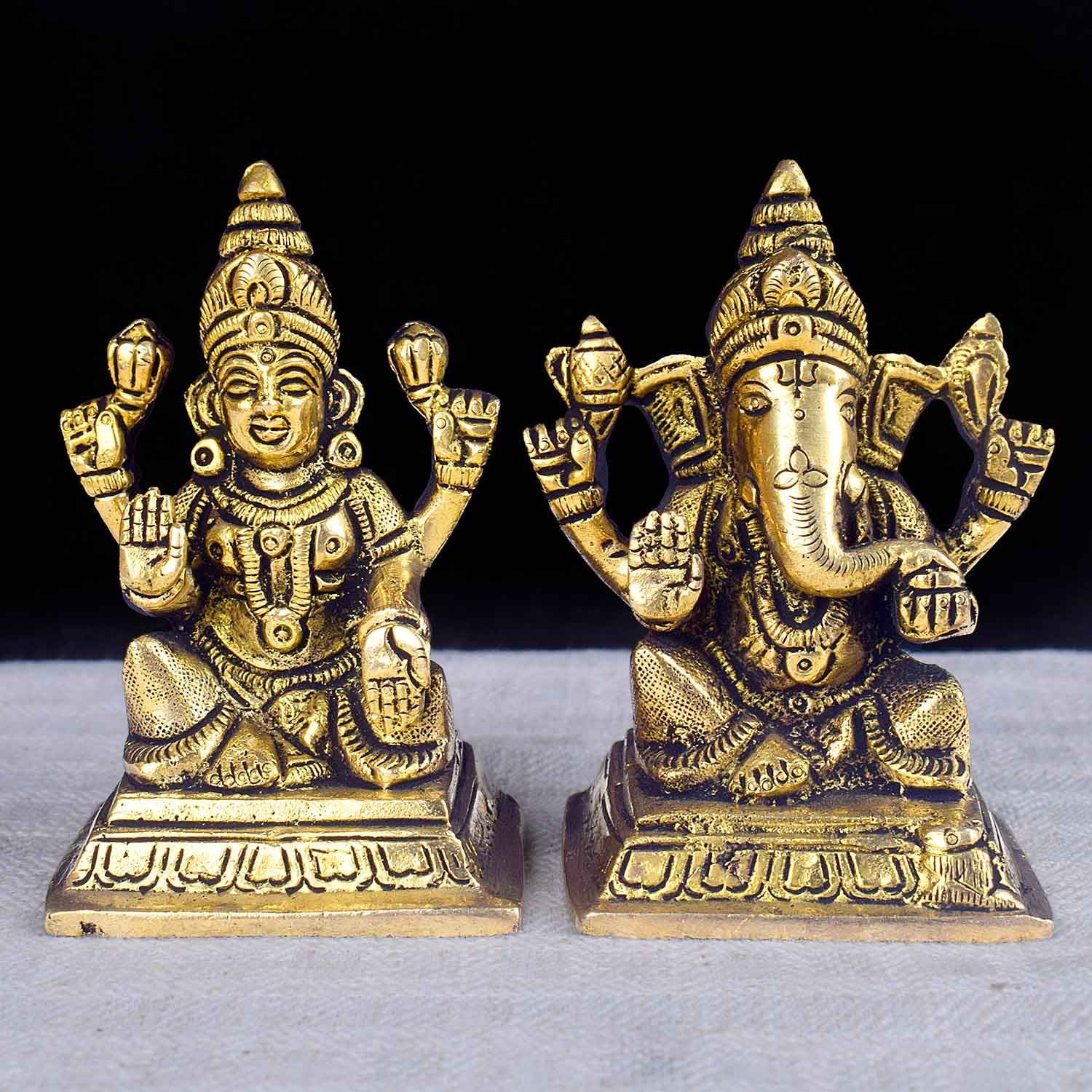 Vaidikam 3 Inch Delightful Brass Laxmi Ganesh Idol Vaidikam Products Pvt Ltd